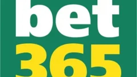 前巴萨教头执掌国安教鞭 京报体育报道